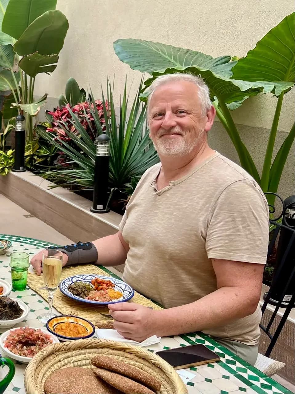 La satisfaction de cuisiner son propre tajine a Agadir
