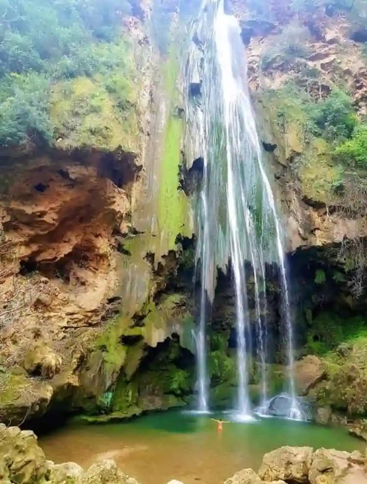 Cascade d'eau Akchour