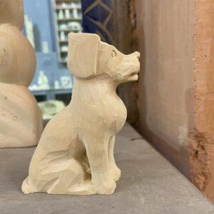 Sculpture chien en calcaire atelier d'Agadir